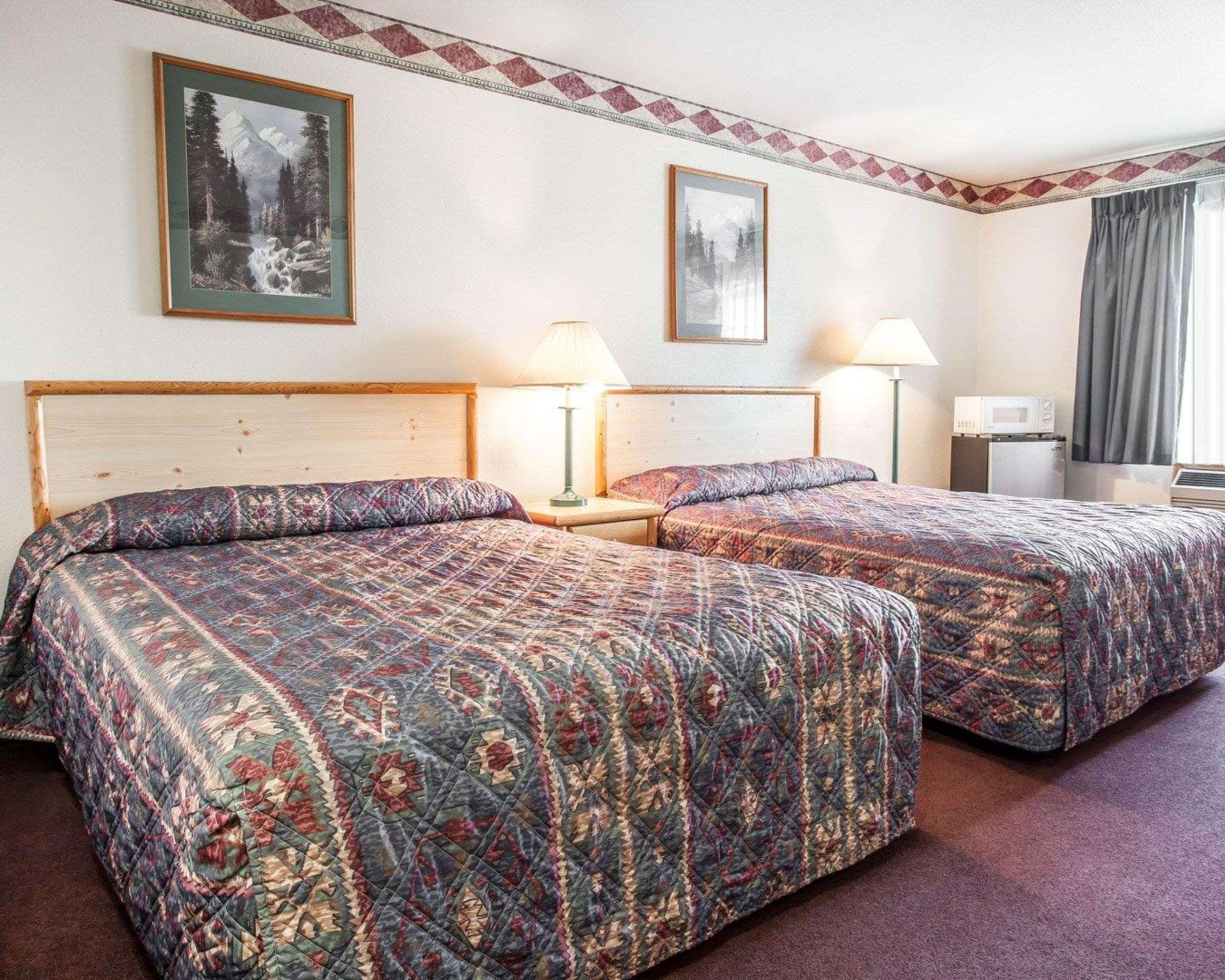 Rodeway Inn & Suites Spokane Valley Bagian luar foto