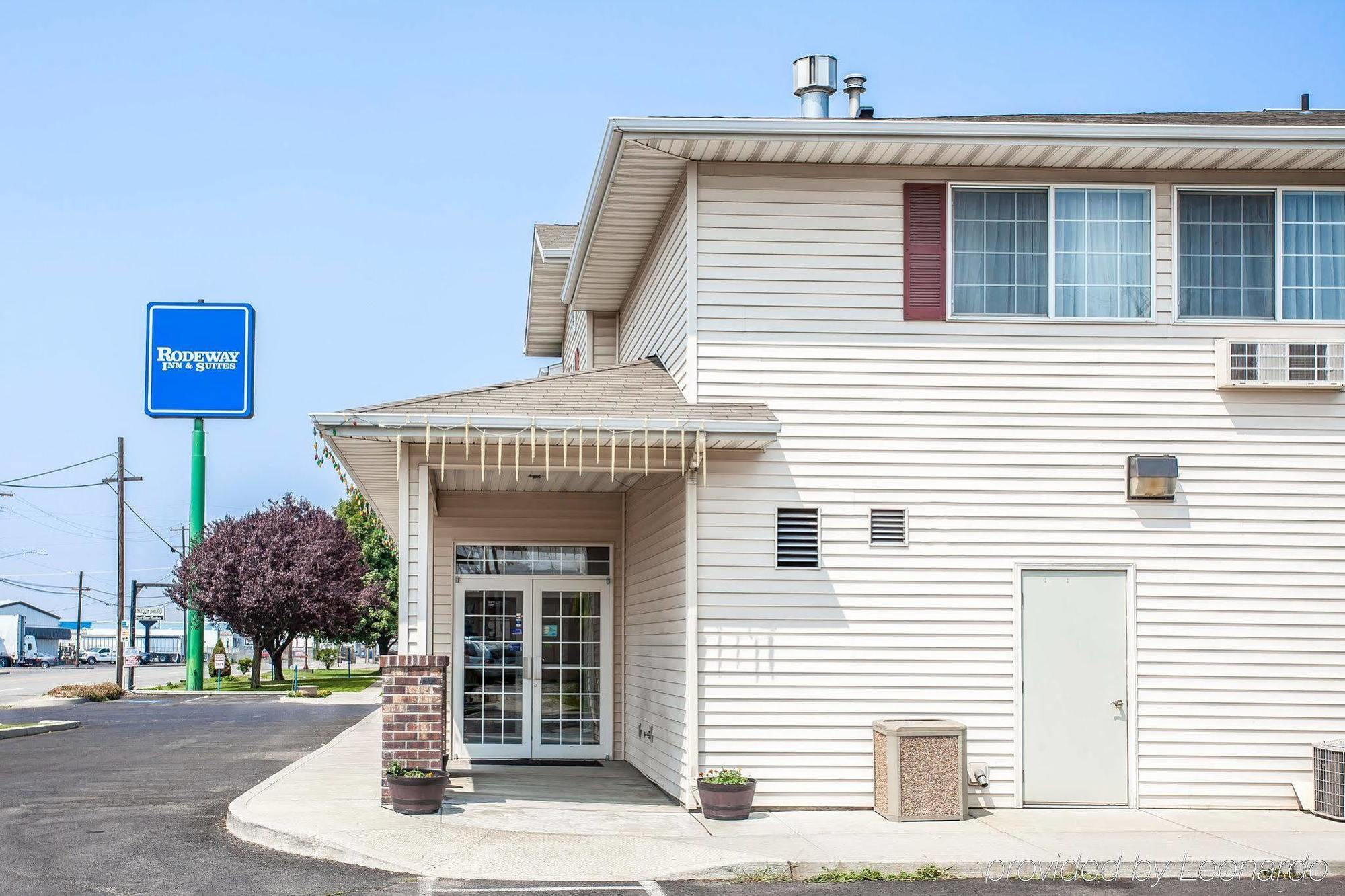 Rodeway Inn & Suites Spokane Valley Bagian luar foto