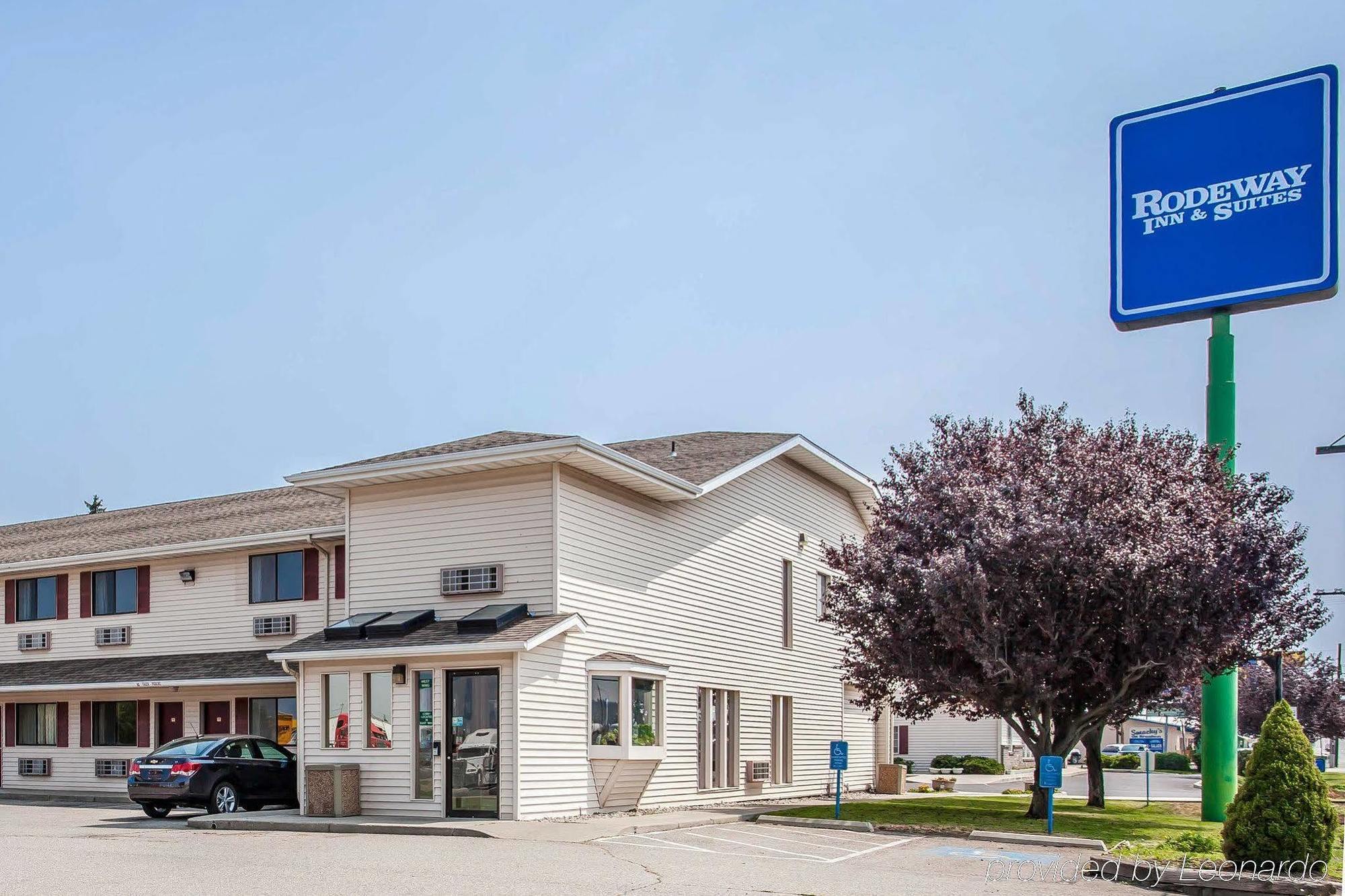 Rodeway Inn & Suites Spokane Valley Bagian luar foto