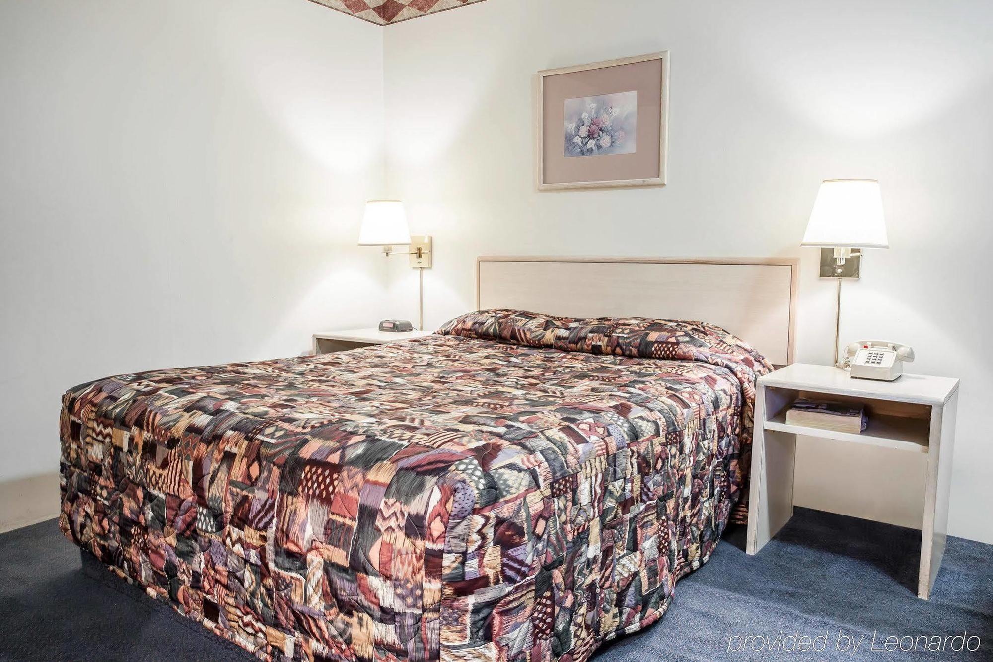 Rodeway Inn & Suites Spokane Valley Bagian luar foto